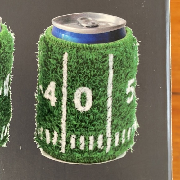 DASHING | CAN KOOZIE ASTROTURF DESIGN - 2 COUNT - Drinking is TURF-RIFIC! - Picture 8 of 10